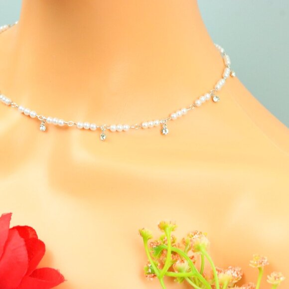 Delicate & Contemporary Necklace Chain, A Lovely Choice for Women, EVCH1714 - Picture 2 of 10